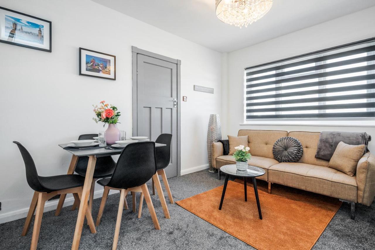 Heathrow 2-Bedroom Maisonette With Parking West Drayton  Eksteriør bilde